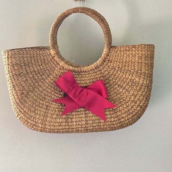 Rattan Beach Tote with Bow - Picture 1 of 8